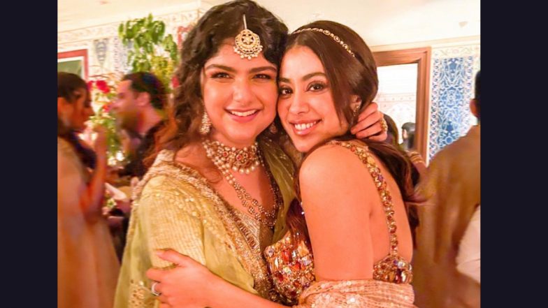 Janhvi Kapoor Birthday: Anshula Kapoor Shares Throwback Pics To Wish Her Sister on the Special Day!