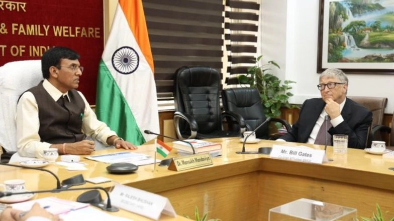 Bill Gates Appreciates India's COVID-19 Management, Meets Union Health Minister Mansukh Mandaviya (Watch Video)