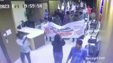 Video: SFI Activists Barge Into Asianet News Office in Kochi Alleging ‘Fake News’, Create Ruckus; Booked