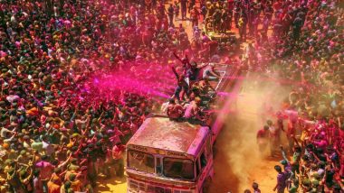 Holi 2023 Celebrations in India: From 'Phoolon Ki Holi' in Vrindavan to 'Lathmar Holi' in Barsana; 5 Famous Places That You Should Visit During the Festival