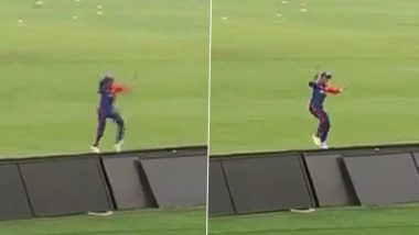 Jemimah Rodrigues Shows Her Dance Moves to Fans Near Boundary During DC-W bs RCB-W WPL 2023 Match, Videos Go Viral