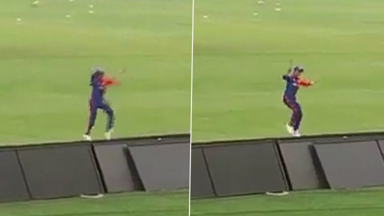 Jemimah Rodrigues Shows Her Dance Moves to Fans Near Boundary During DC-W bs RCB-W WPL 2023 Match, Videos Go Viral