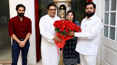 Maharashtra CM Eknath Shinde Visits MNS President Raj Thackeray at His Mumbai Residence (Watch Video)