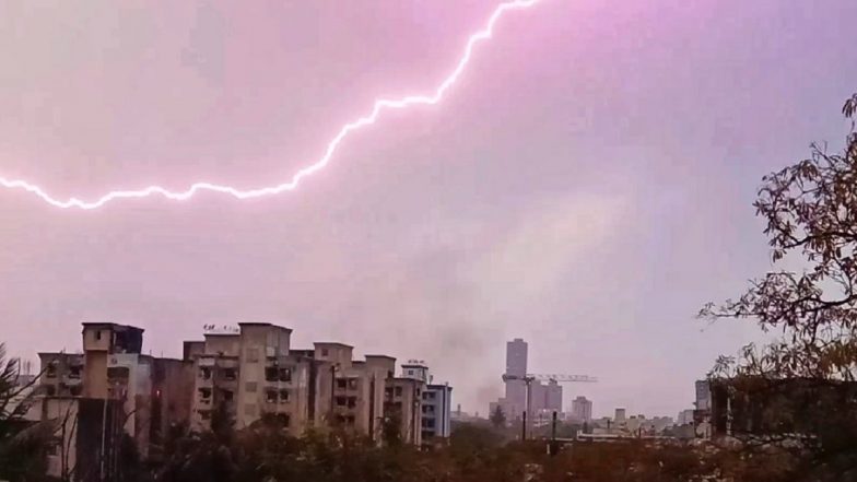 Mumbai Rains: Unseasonal Rainfall Continues To Lash Maximum City, Mumbaikars Ask 'Is This Beginning of Monsoon?' (Check Tweets)