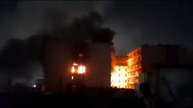 Telangana Fire: Massive Blaze Erupts at Swapnalok Complex in Secunderabad, Fire Tenders on Spot (Watch Video)