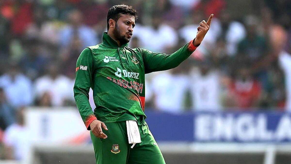 Shakib Al Hasan Becomes First Bangladesh Bowler to Take 300 ODI Wickets,  Achieves Feat During BAN vs ENG 3rd ODI 2023 | LatestLY