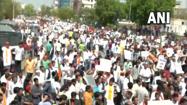 Rajasthan: BJP Workers and Leaders Protest Over Issues Raised by Pulwama Martyrs Widows in Jaipur (See Pics)