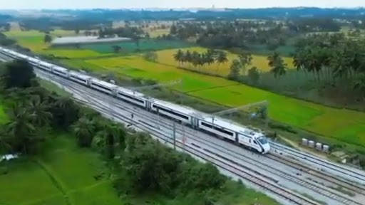 Chennai-Mysuru Vande Bharat Express Cruises Past A Picturesque Stretch, Video Capturing Captivating Beauty Surfaces On Twitter