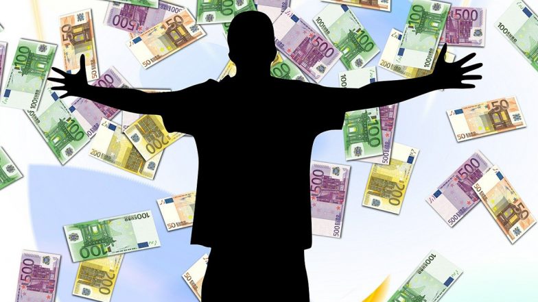 Jackpot! Madhya Pradesh Man Wins Rs 1.5 Crore by Making Fantasy Cricket Team in Online Gaming App on Investment of Rs 49