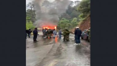 Indian Army Vehicle Fire: Two Soldiers Killed in Suspected Blast Incident in Jammu and Kashmir's Poonch (Watch Video)