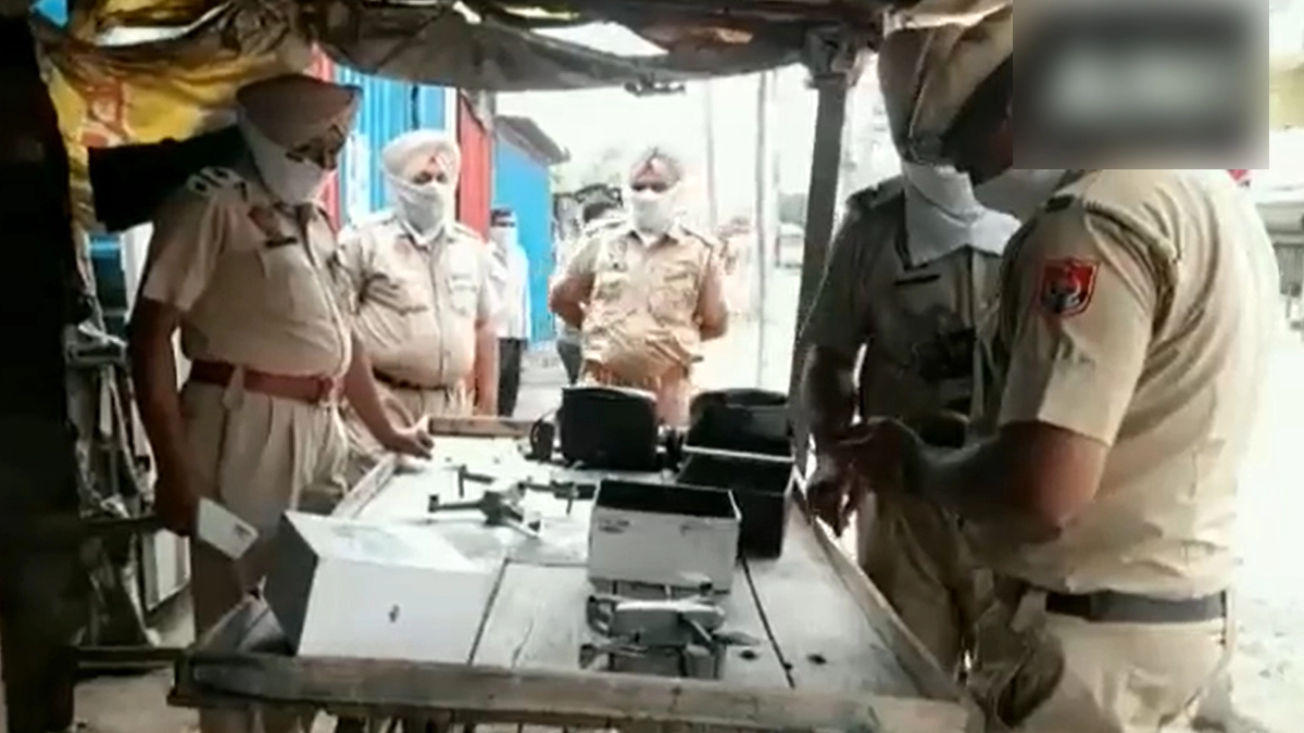 India News At Least 6 Killed, Several Experience Breathing Problems