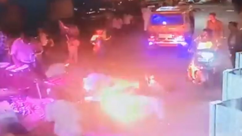 Mumbai Shocker: Two Die of Electrocution in Virar During Ambedkar Jayanti Procession, Horrifying Video Surfaces