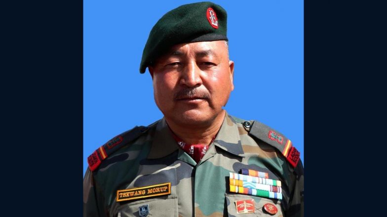 Tsewang Murop Death: Kargil War Hero Subedar Major Dies in Road Accident Near Leh