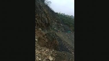 Uttarakhand: Badrinath Highway Closes Due to Hill Debris in Chamoli's Bazpur Area (Watch Video)