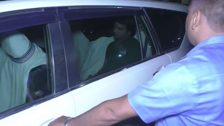 Tej Pratap Yadav Has To Leave Varanasi Hotel After Staff Shift Bihar Minister's Belongings to Reception; Case Registered (Watch Video)