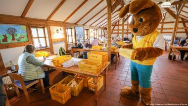 Ostereistedt: Easter Bunny Gets 70,000 Letters from Children