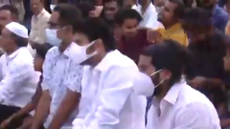 Eid-Ul-Fitr 2023: Mammootty and Son Dulquer Salmaan Arrive at Kaloor International Stadium to Offer Namaz