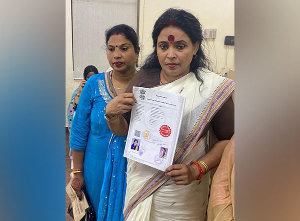 India News | Delhi Congress Seva Dal Leader Offers Her House to Rahul Gandhi After Eviction Notice