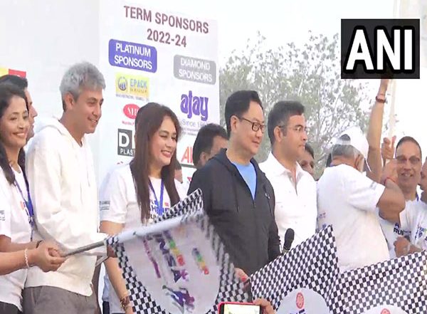 India News | Kiren Rijiju Flags off 'IIFL Jito Ahimsa Run' for Cause of Peace and Non-violence