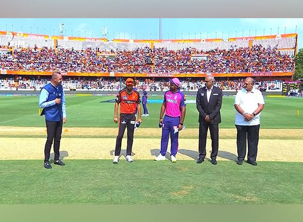 Sports News | IPL: Sunrisers Hyderabad Win Toss, Opt to Field Against Rajasthan Royals