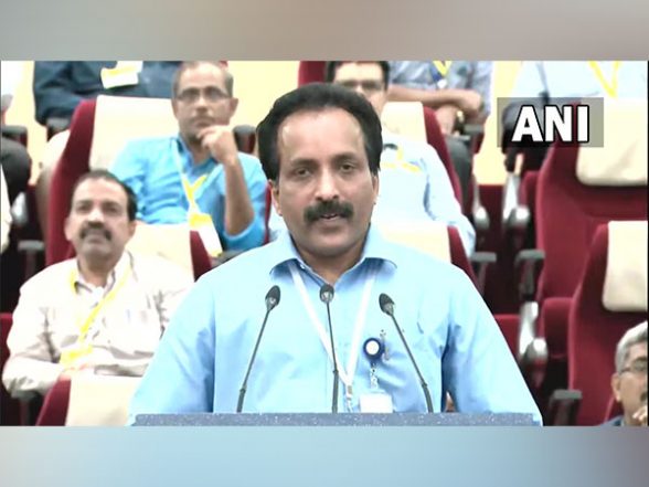 India News | ISRO Chairman Somanath Congratulates RLV Project Management Team for Successful Launch Test - Vimarsana News