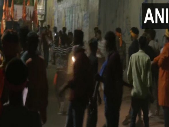 India News | West Bengal: Govt Suspends Internet Services in Hooghly After Fresh Clashes Errupt During BJP Shobha Yatra - Vimarsana News