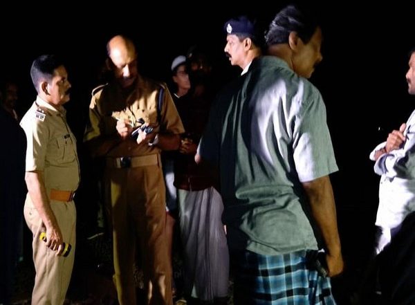 Kerala Train Fire Incident: Three Including One-Year-Old Child Found Dead on Railway Tracks After Man Set Co-Passenger Ablaze On Board Express Train in Kozhikode