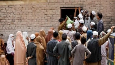 World News | Pakistan: 5 Injured in Scuffle at Flour Distribution Centre in Punjab