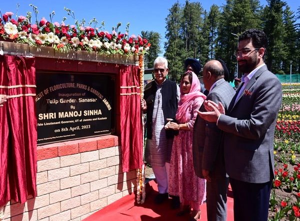 India News | J-K LG Manoj Sinha Inaugurates Tulip Garden in Jammu