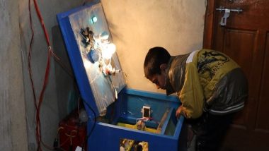 Jammu and Kashmir: Kulgam Boy Momin Ishaq Designs Low-Cost Egg Incubator (Watch Video)