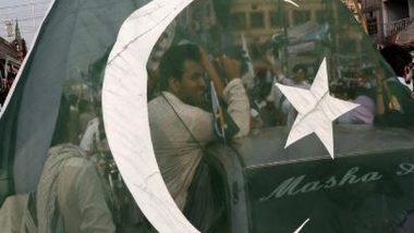 World News | Pakistan: Dacoits Storm Tailor's Shop, Take Away 25 Suits, Other Valuables