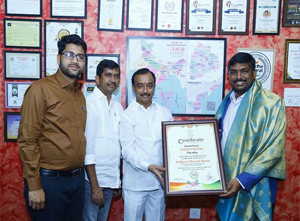 Business News | KBK Hospitals Founder, Kakkireni Bharath Kumar, Receives Prestigious Sanjeeva Ratna Puraskar from Government of Telangana on World Health Day 2023