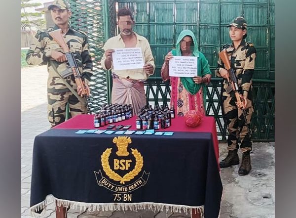 India News | BSF Apprehends Two Persons with Contraband Drugs Along India-Bangladesh Border