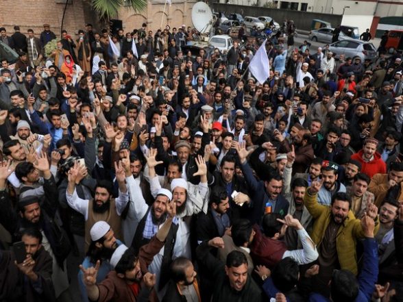 World News | Pakistanis in Europe Face Consequences of Anti-West Protests Back Home - Vimarsana News