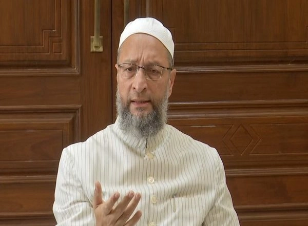 India News | Owaisi Raises Questions over Atiq Ahmad Son's Encounter