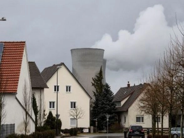 Germany to Give an Early End to Nuclear Age, Shut Last Reactors Down