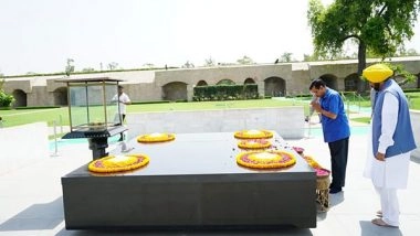 India News | Kejriwal Pays Tribute to Mahatma Gandhi at Rajghat Ahead of Appearance Before CBI