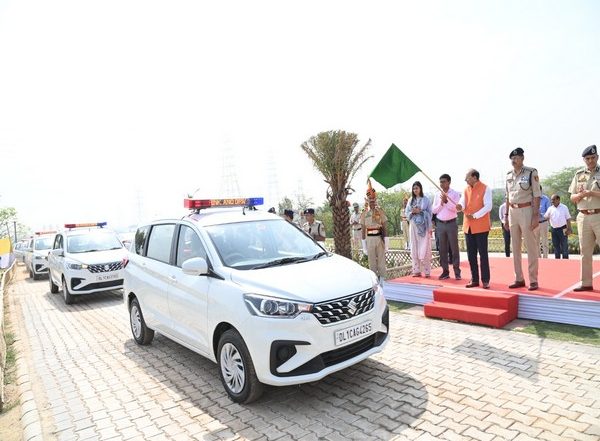 India News | Delhi: LG V K Saxena Flags off 250 Vehicles for Delhi Police