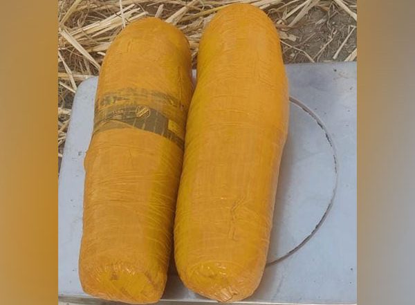 India News | BSF Troops Recover over 2 Kg Heroin in Gurdaspur