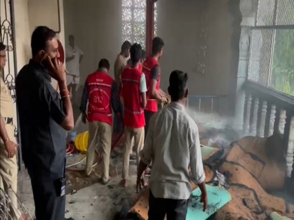India News | Fire at Asthana Mandapam Opposite Srivari Temple in Andhra's Tirupati; No Casualties Reported - Vimarsana News