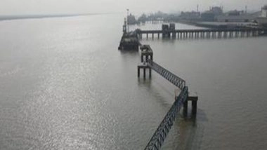 India News | Union Minister Sonowal Approves Development of Oil Jetty at Deendayal Port in Gujarat for Rs 123.40 Crore