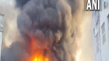 India News | Bihar: Massive Fire Breaks out at Patna Godown, Dousing Operation Underway