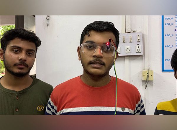 India News | MP: Students Create 'anti-sleep Alarm' Device for Drivers to Prevent Road Accidents
