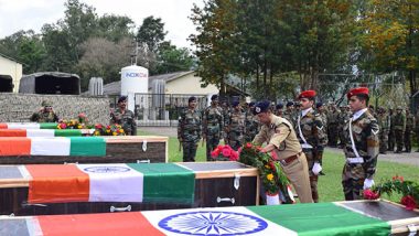 India News | Poonch Terror Attack: Army Personnel Pay Tribute to 5 Fallen Braves, Punjab CM Announces Rs 1 Cr Each for Kin of Slain Jawans from State