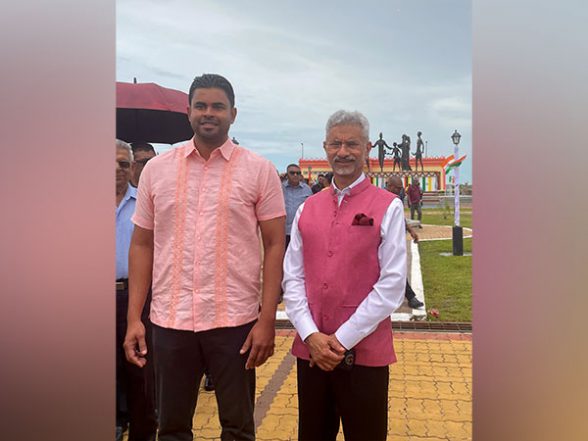 World News | Jaishankar Visits Monument of Indian Arrival in Guyana's Berbice - Vimarsana News