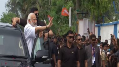 PM Narendra Modi Holds Roadshow in Thiruvananthapuram, To Launch First Vande Bharat Express in Kerala (Watch Video)