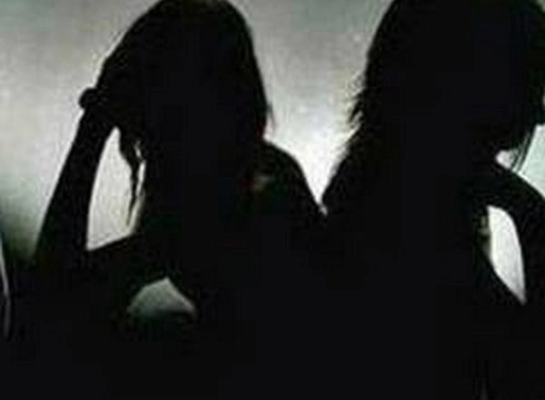 India News | Delhi: Police Rescues Two Minors from Chandani Chowk's Sita Ram Market 'abandoned' by Their Mother