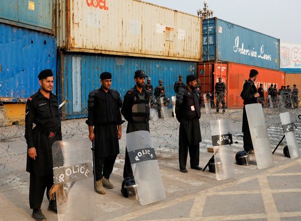 Pakistan: Street Crimes Increasing at Alarming Rate in the Cash-Strapped Country; 41 People Killed in Ramadan 2023, Says Report