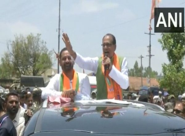Rahul Gandhi Has Become 50 Years Old but His Mentality is Still of a 5-Year-Old, Says Madhya Pradesh CM Shivraj Singh Chouhan