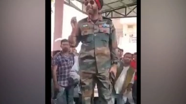 World News | All of You Will Reach Home Safely, Assures India's Defence Attache to Sudan Returnees in Viral Video